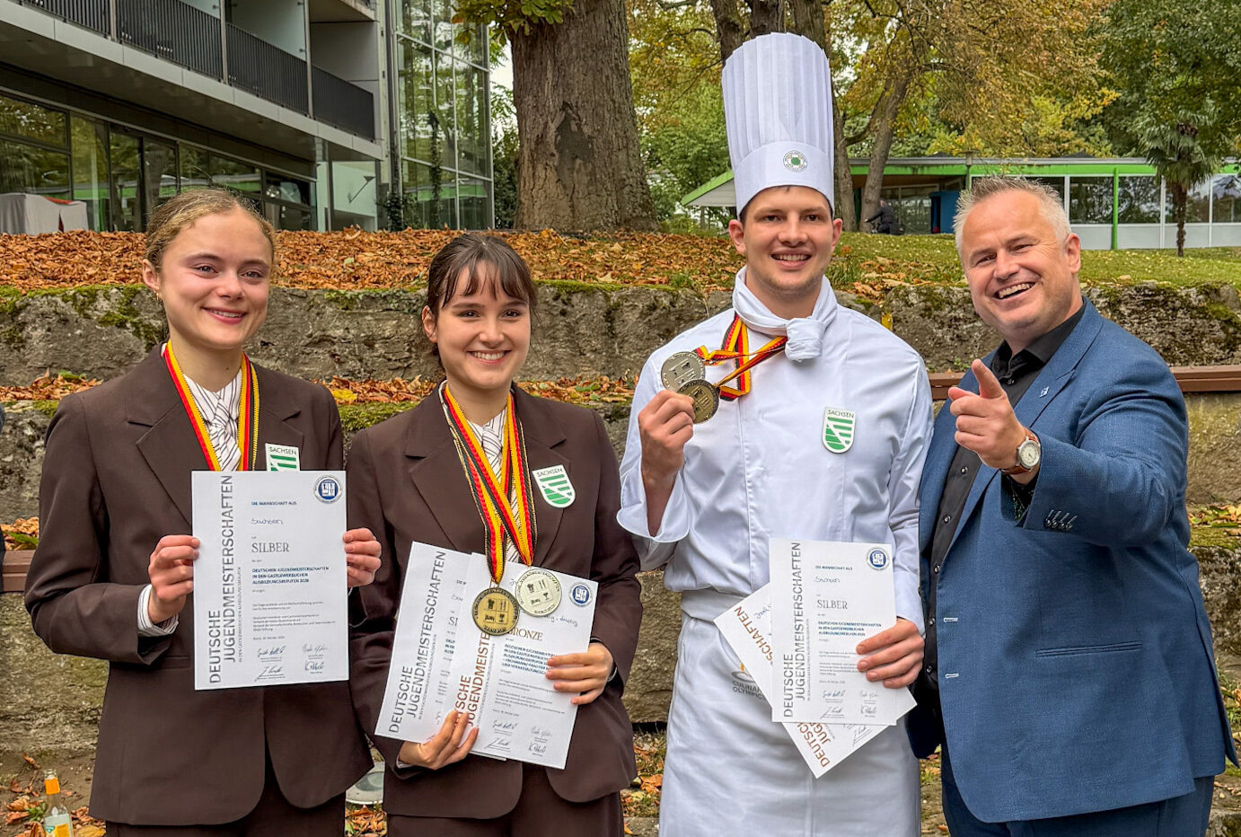 Glückliche Auszubildende bei den Deutschen Meisterschaften in Mainz.